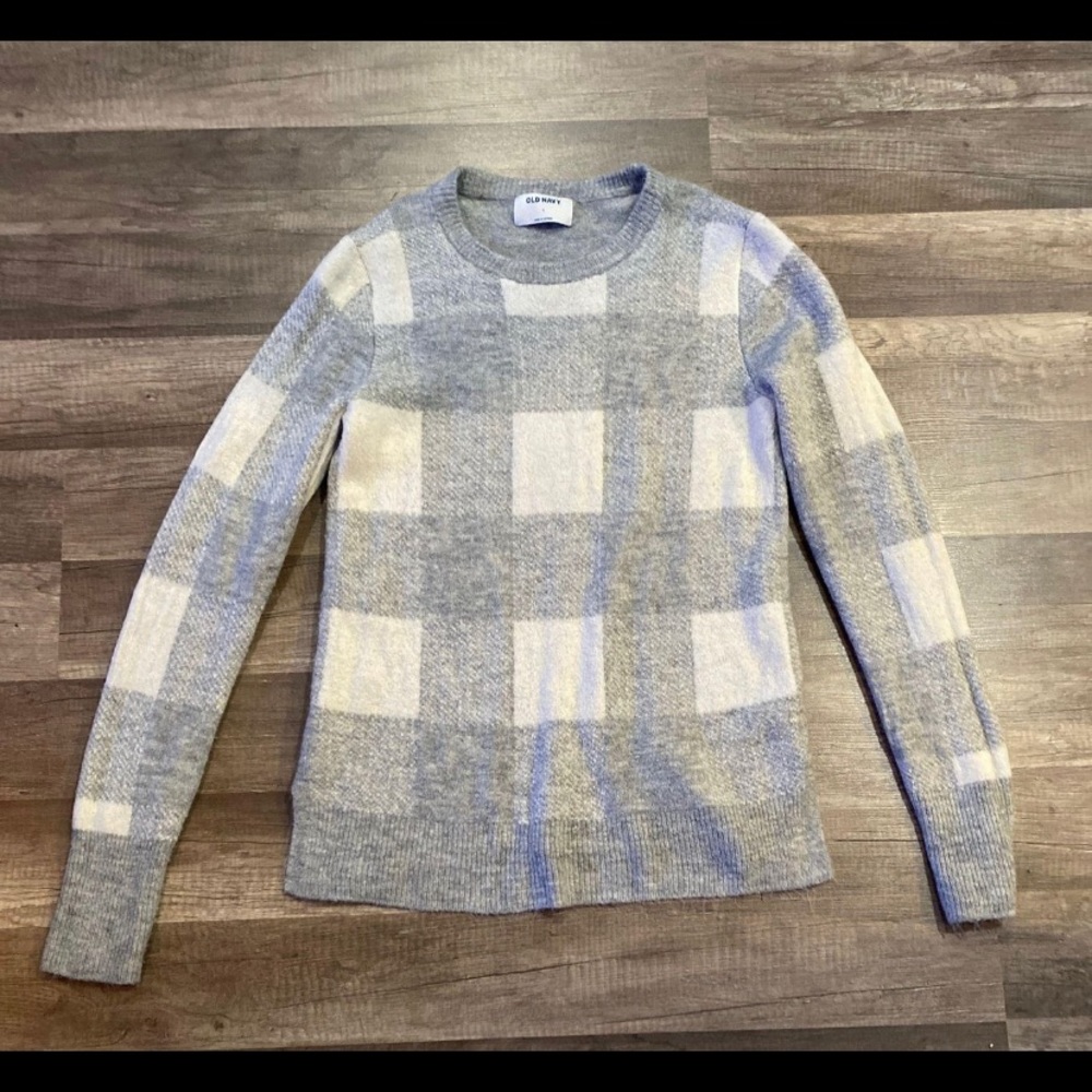 Old Navy Houndstooth sweater